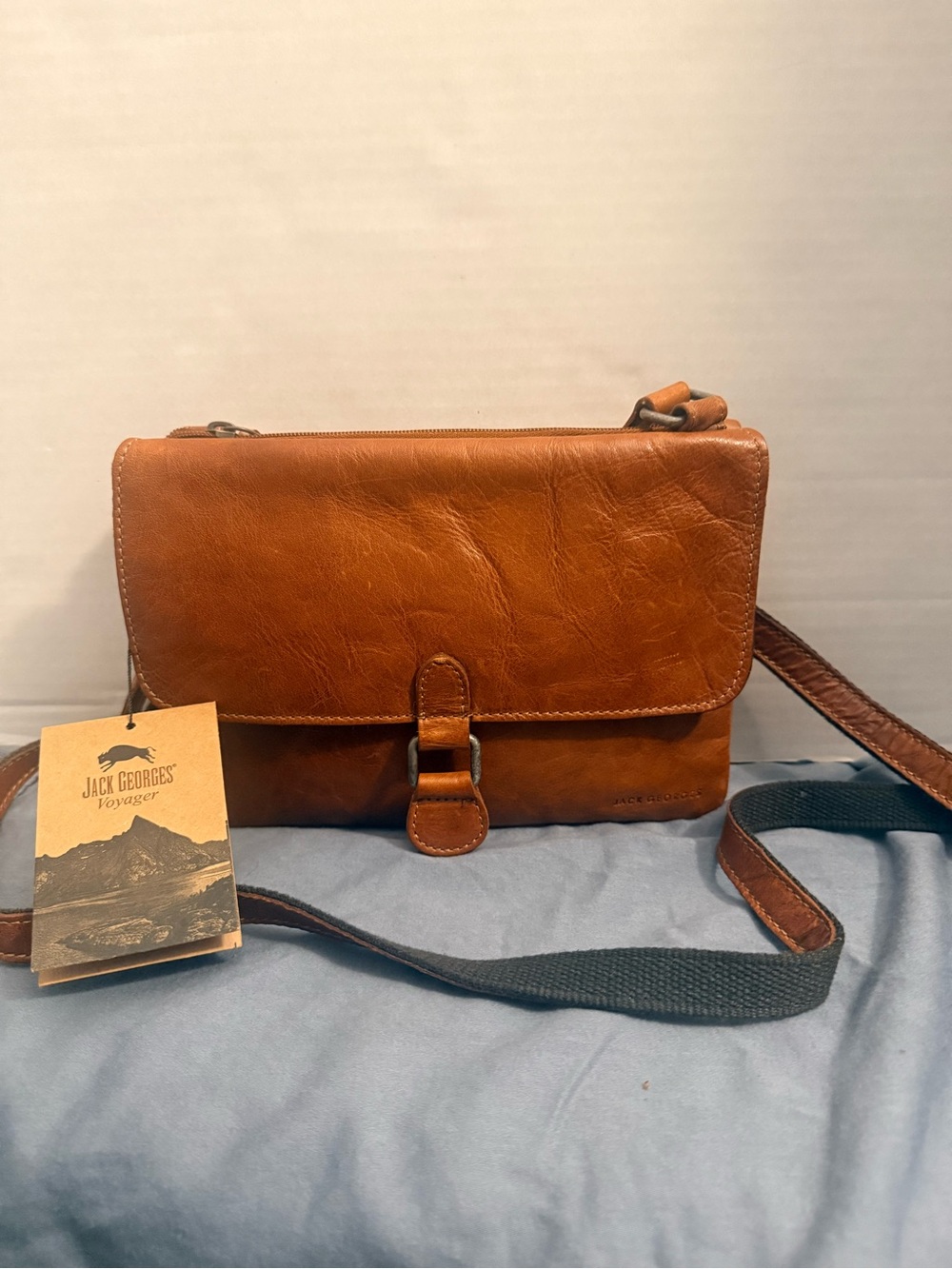 JACK GEORGES Voyager Leather Crossbody Bag
